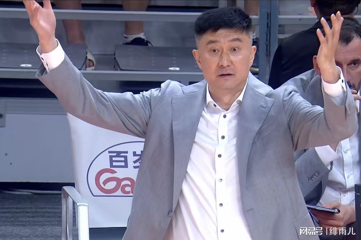 宝威体育官方入口-没有任何奖项！CBA强力锋线惨遭打压，或被广东队重金截胡？